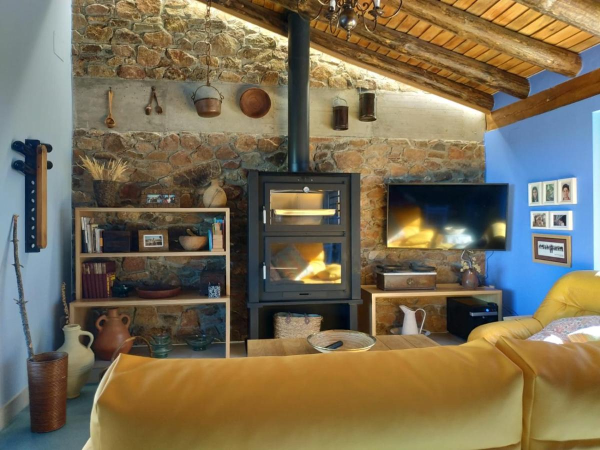 Casa Rural Madre Del Agua. Finca El Robledillo Монестерио Екстериор снимка